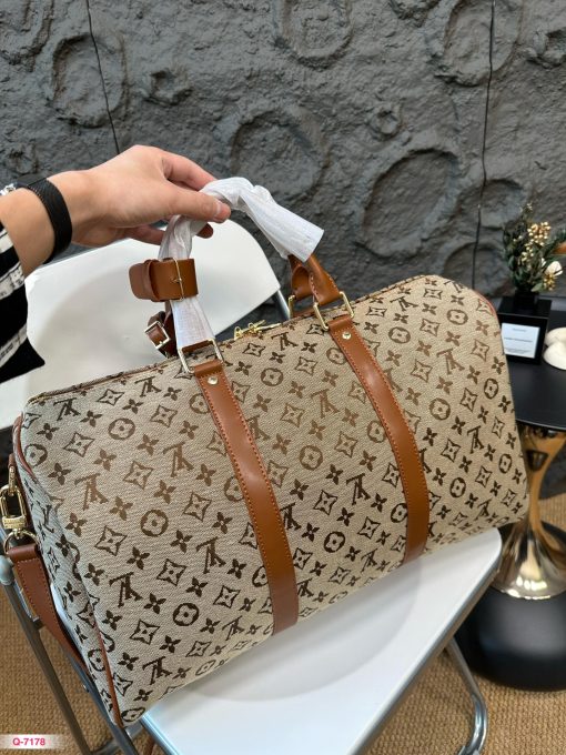 Louis new arrival traval bag size: 45*26cm Default Title