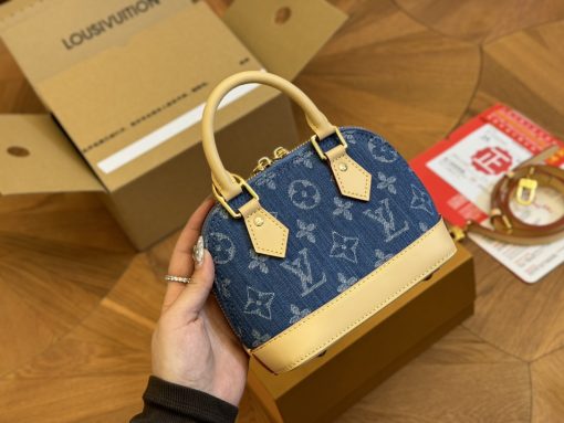 Louis Alma bb denim bag size :  20*14cm Default Title