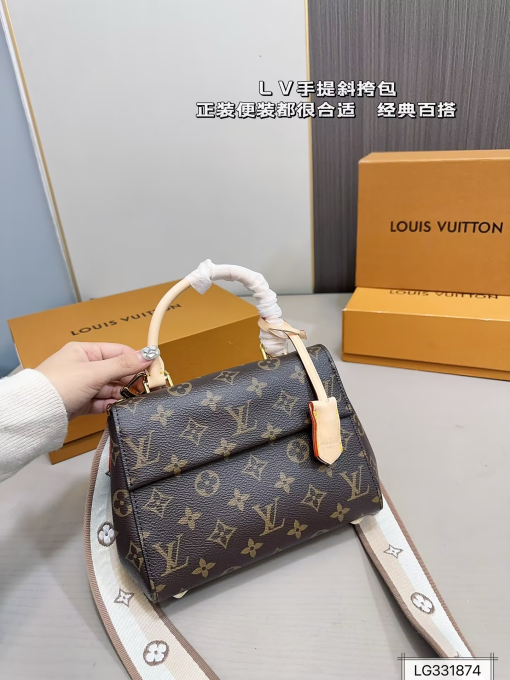 Louis new arrival cluny BB bag size 21*16 cm Default Title