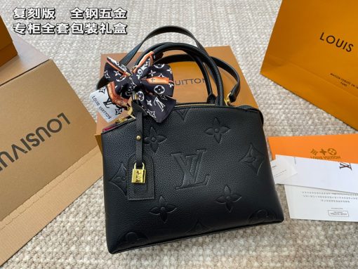Louis new arrival tote bag size: 28*12*21cm black