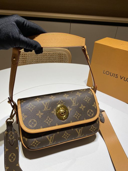 Louis new arrival 2024 bag size: 22x14x8 cm Default Title