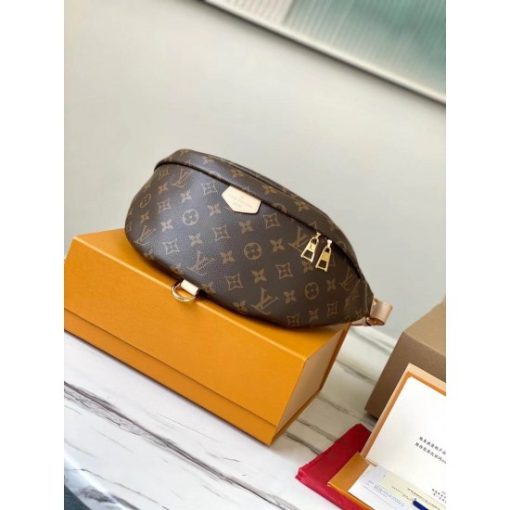 Louis belt bag Model: M43644 Size: 37.0 x 14.0 x 13.0 cm Default Title