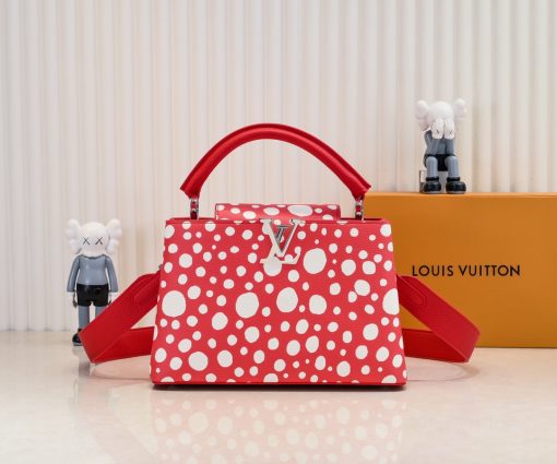 Louis x YK Capucines Taurillon new arrival bag size : 27 x 18 x 9 cm black