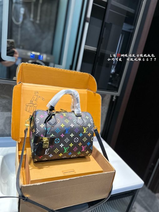 Louis new arrival speedy bag size:25*19 cm black