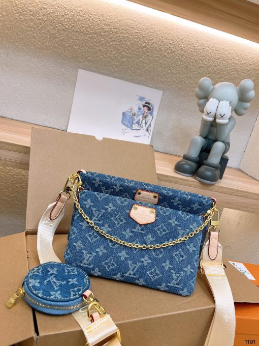 Louis new arrival denim bag size : 24 * 14 cm Default Title
