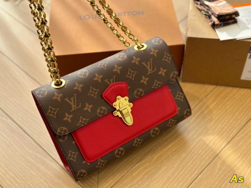 Louis VICTOIRE new arrival bag size: 26*15cm red