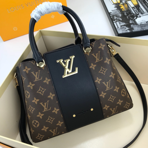 Louis new arrival women handbag size : 30-23-13cm Default Title